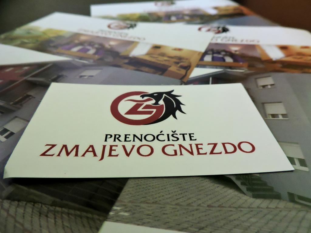 B&B Zmajevo Gnezdo 021 Sremska Kamenica Εξωτερικό φωτογραφία